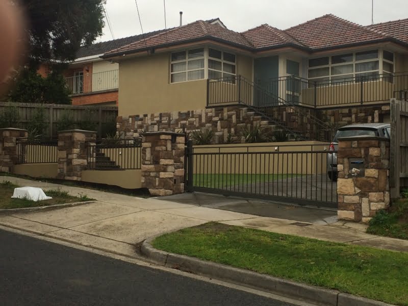 Automatic electric sliding gate - steel - Templestowe