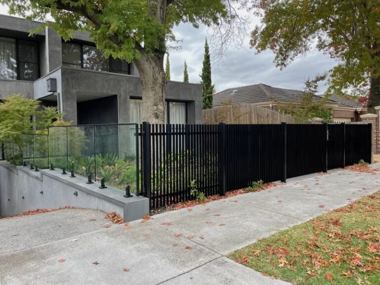 Steel blade front fence – Kew