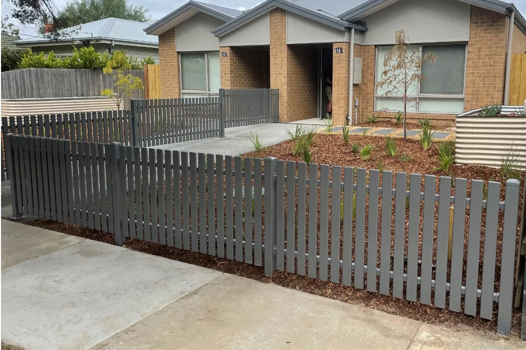 75mm Basalt steel picket fence - Geelong